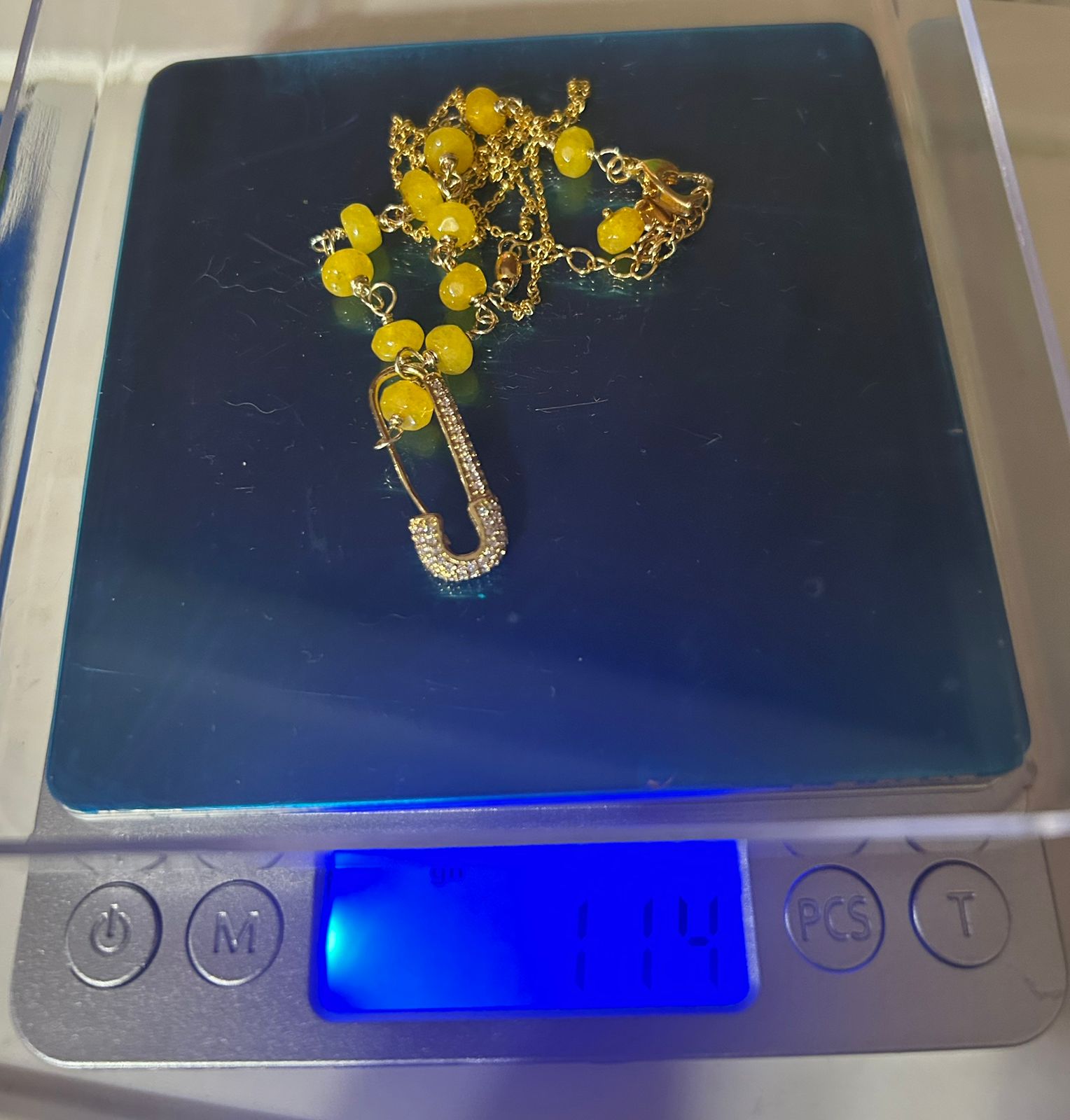 Collar de Cuarzo Ágata Amarillo con Dije de Micro Pavé y Zircon - Image 5