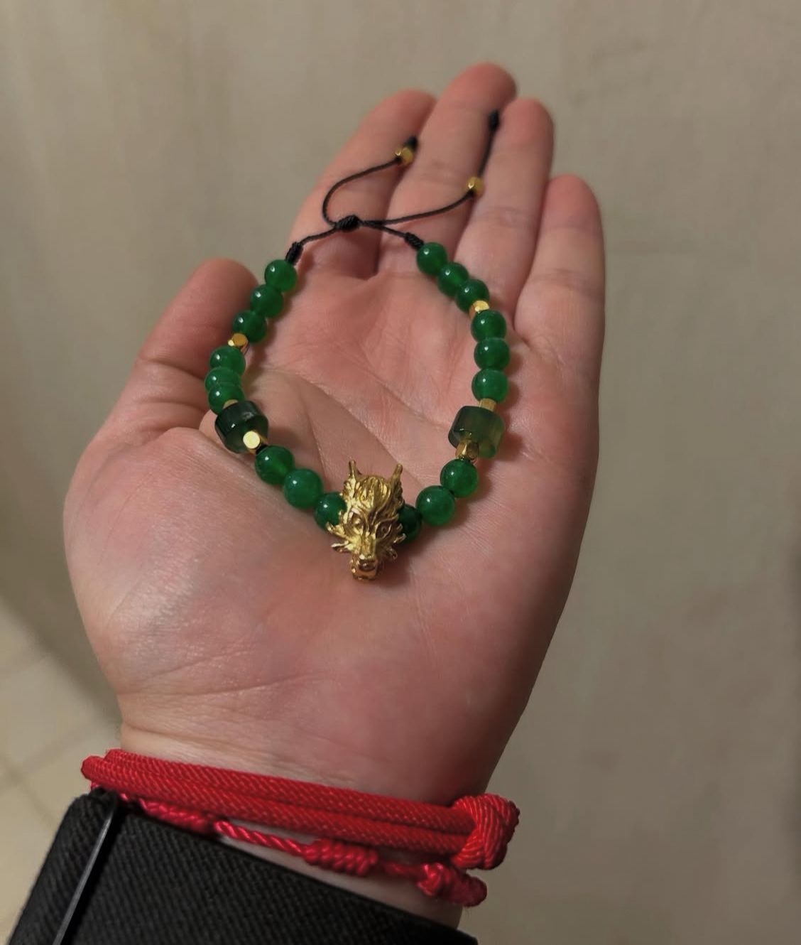 Pulsera de Cuarzo Jade Chino con Dragón en Chapa de Oro - Image 3