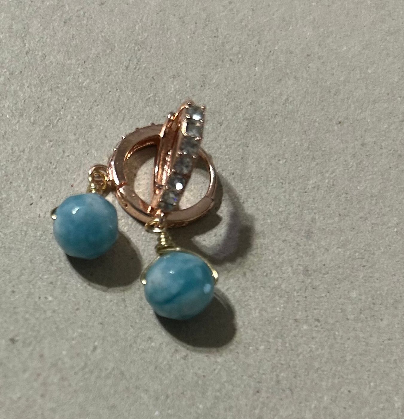 Juego de Collar y Aretes de Cuarzo Amazónica con Dije de Ojo - Image 4