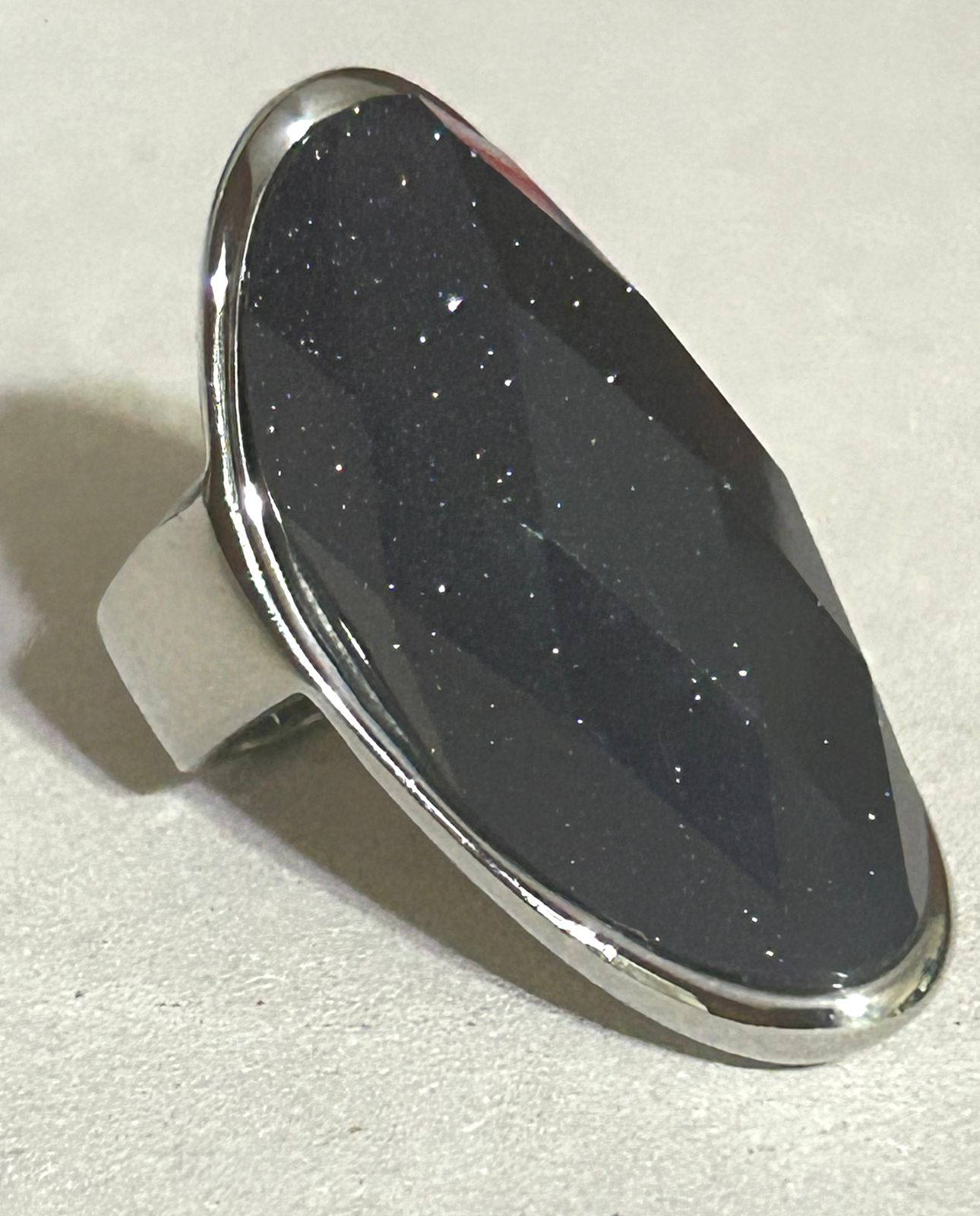 Anillo en Acero Inoxidable con Cuarzo Aventurina Galaxia Azul – Talla #8 - Image 6