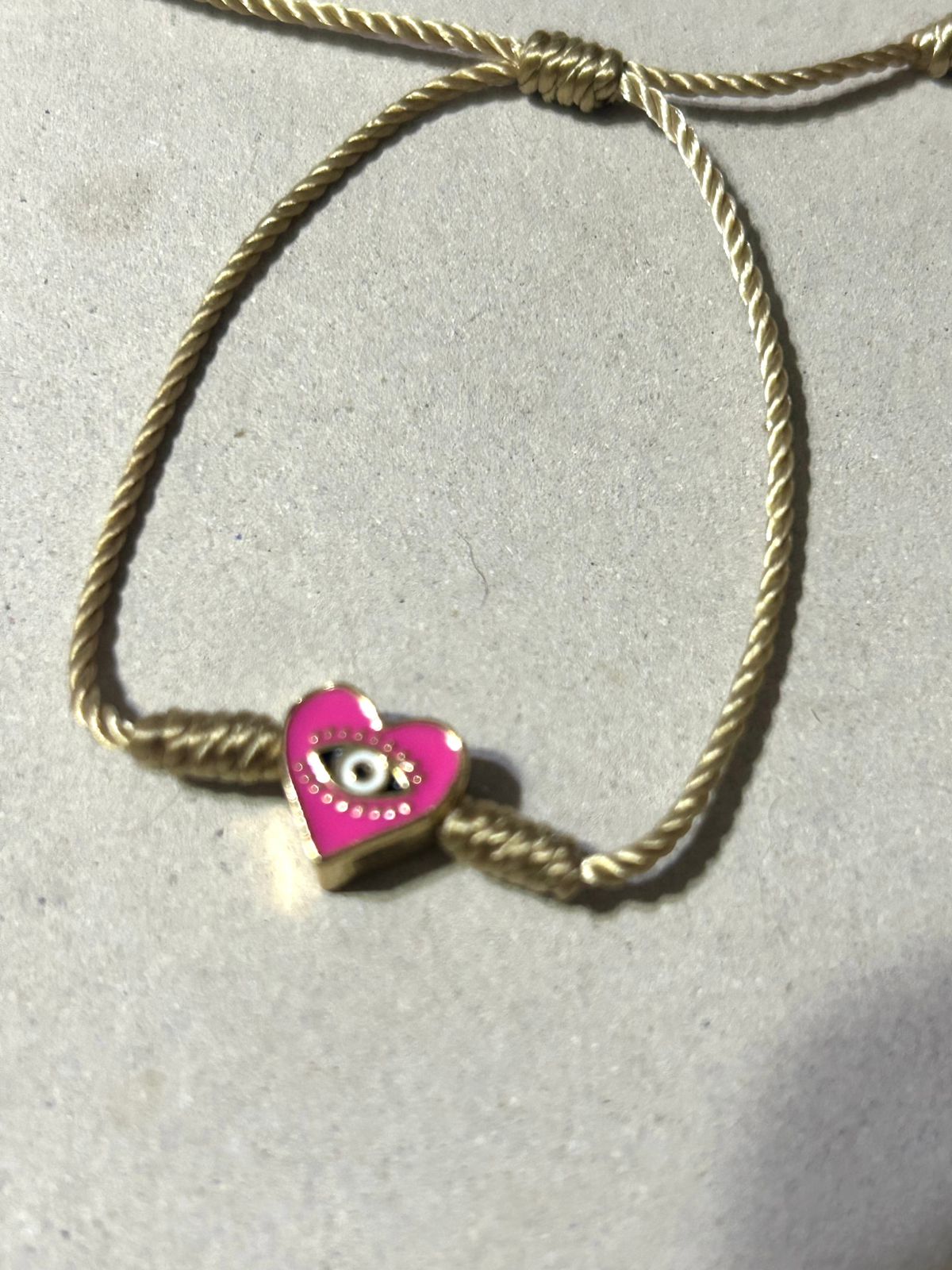 Pulsera de Hilo de Nylon con Dije de Corazón Esmaltado - Image 5