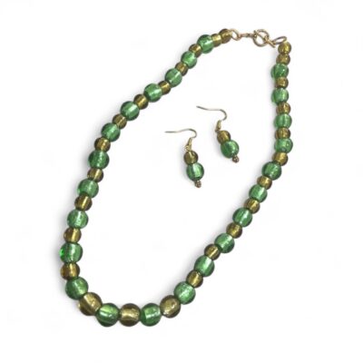 Juego de Collar y Aretes de Cristal de Murano Verde con Baño de Oro